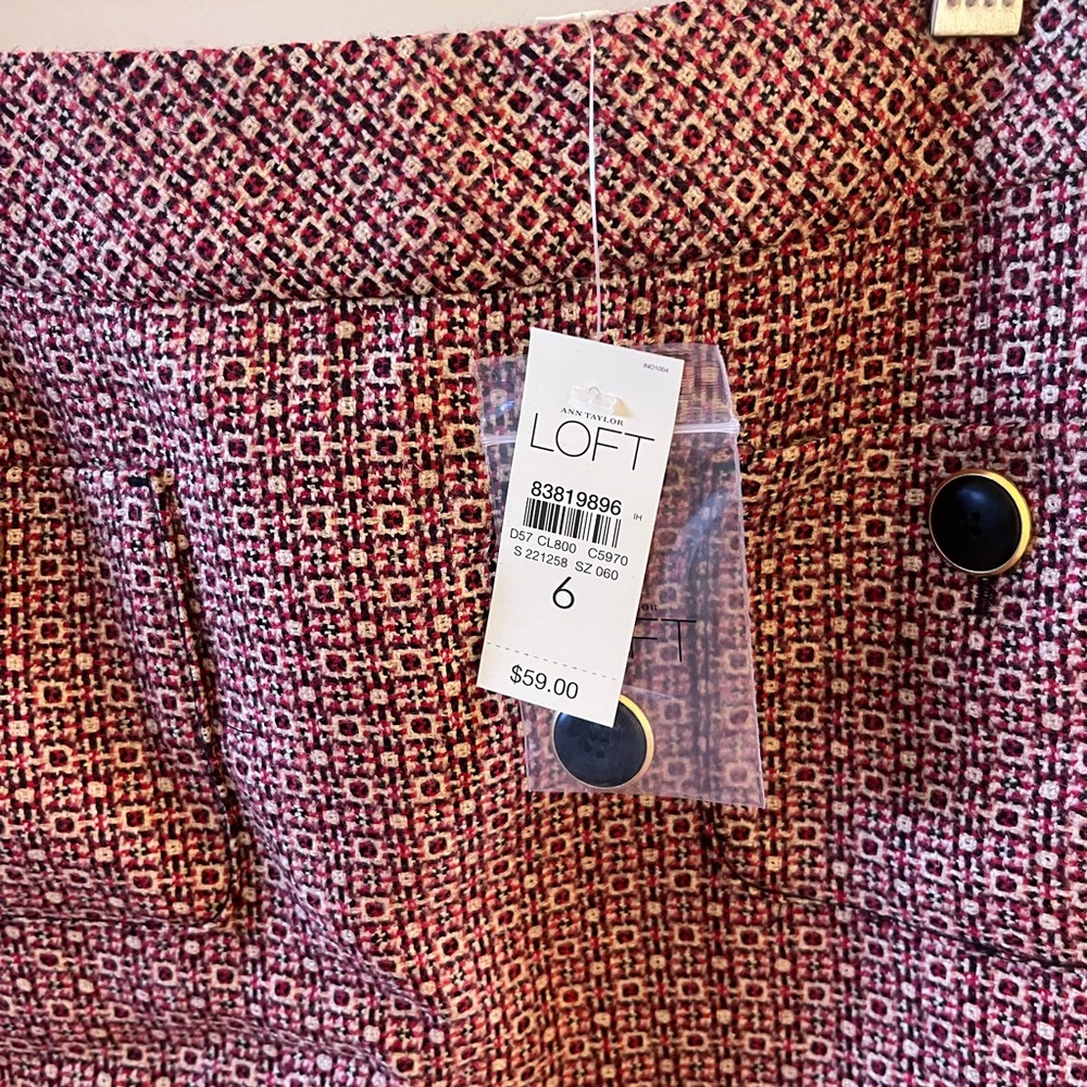 NWT! LOFT Red and White Patterned Skirt